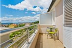 Lovely Apartment in Podstrana with Balcony