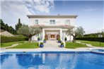 Villa Nikole Prestige - Beautiful 5 bedroom Villa - Luscious Gardens with Sea View