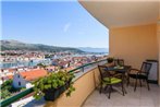 Apartment in Trogir with sea view