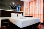 Exclusive 2BR The Via & The Vue Apartment Ciputra World By Travelio