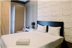 Comfy Studio Apartment @ Skylounge Tamansari By Travelio