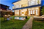 4 Bedroom Linns Villa in Seminyak