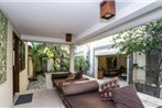 3 bedroom villa river side Legian