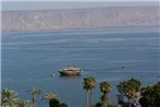 Holiday by Lake Kinneret