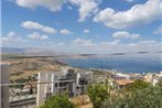 Apartment on the Sea of ??Galilee