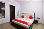 OYO 36689 Queen Suites