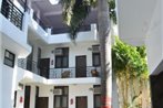 Hotel Kailasa By Reet