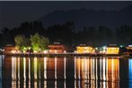 Kolu Group Of Houseboats