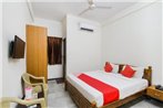 OYO 69729 Hotel Mayank