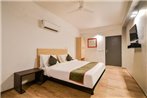 OYO Townhouse 263 Hotel Luxurs Shri Gopal Nagar