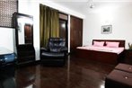 Furnished 1 Bedroom Independent Apartment 3 in Greater Kailash 1 Delhi with Balcony & Lazyboy