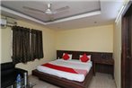 OYO Flagship Hotel New City Palace