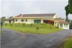 Hill Top Homestay - Estate & Whole Place