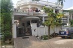 OYO Home Laxmi Inn Near Indira Nagar Metro Station