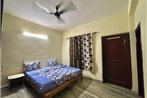 Spacious 3BHK on Terrace with jacuzzi best for parties best for parties