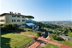 Pozzodonico Villa Sleeps 15 with Pool Air Con and WiFi