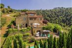 Lavish Villa in Cortona with Swimming Pool