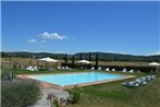 Vacation in Tuscany with swimming pool and tennis court