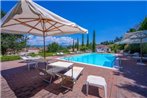 Villa Faccioli Limone With Shared Pool