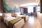 Jiefang Road Atour Hotel