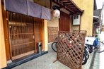 Gion Kyoto Miyagawacyo Guesthouse HANAKANZASHI