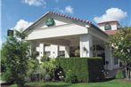 Best Western Plus Parkway Inn