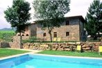 Welcoming Holiday Home with Swimming Pool in Tuscany