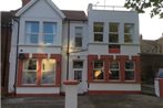 Malvern Lodge Guest House- Close to Beach