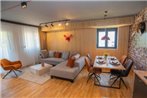 Stylish Two Bedroom Apartment at Ljubovic-Hill Park
