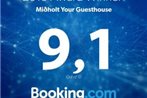 Midholt Your Guesthouse