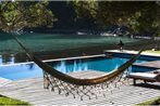 Luxury Private Villa Lake Front Bariloche