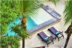 La Puerta Azul Beachfront - Adults Only