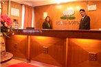 Lotus Family Hotel Medan Tuanku