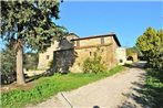 Rustic Cottage in Magione with Garden