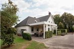 Cozy Holiday Home in Heeze-Leende Amidst Meadows