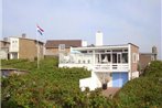 Quaint Apartment in Bergen aan Zee by the Seaside