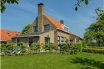 Rustic Holiday Home In Westkapelle With Private Garden