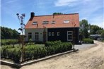 Picturesque Holiday Home in Oostkapelle near Beach