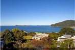 Pretty on Tairua Holiday Home