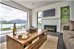 Lake Views on De La Mare - Queenstown Holiday Apartment