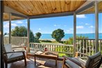 Collingwood Beach House - Golden Bay Holiday Home