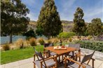 Sunhaven Lakeside - Cromwell Holiday Home