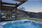 Amber Retreat Family Friendly Hot Tub River Views