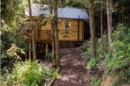 Maitai Whare Iti - Adventure Cabins & House