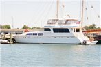 Ocean Romance Dockside Bed & Breakfast Yacht