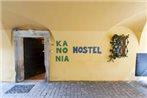 Old Town Hostel Kanonia