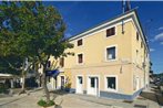 One-Bedroom Apartment in Porec