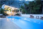 One-Bedroom House in Makarska I