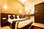 OYO Rooms Gujarat College Ellisbridge