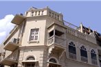 Palace On Ganges - Heritage Hotel